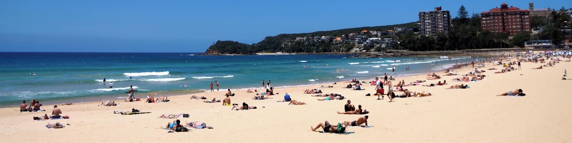 A lot less posey than it's 'rival' beach of Bondi, Manly is just (if not more) beautiful. You can even snorkel at the beach's south end!
www.cheskiesgaplife.com/local-tips-72-hours-sydney