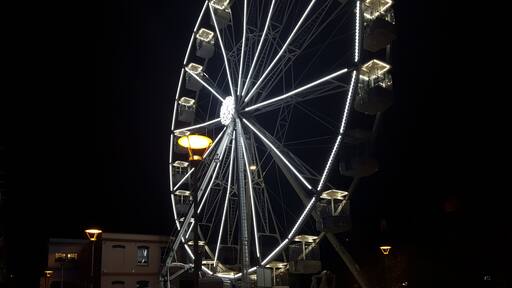 Ferries wheel at night in Bristol