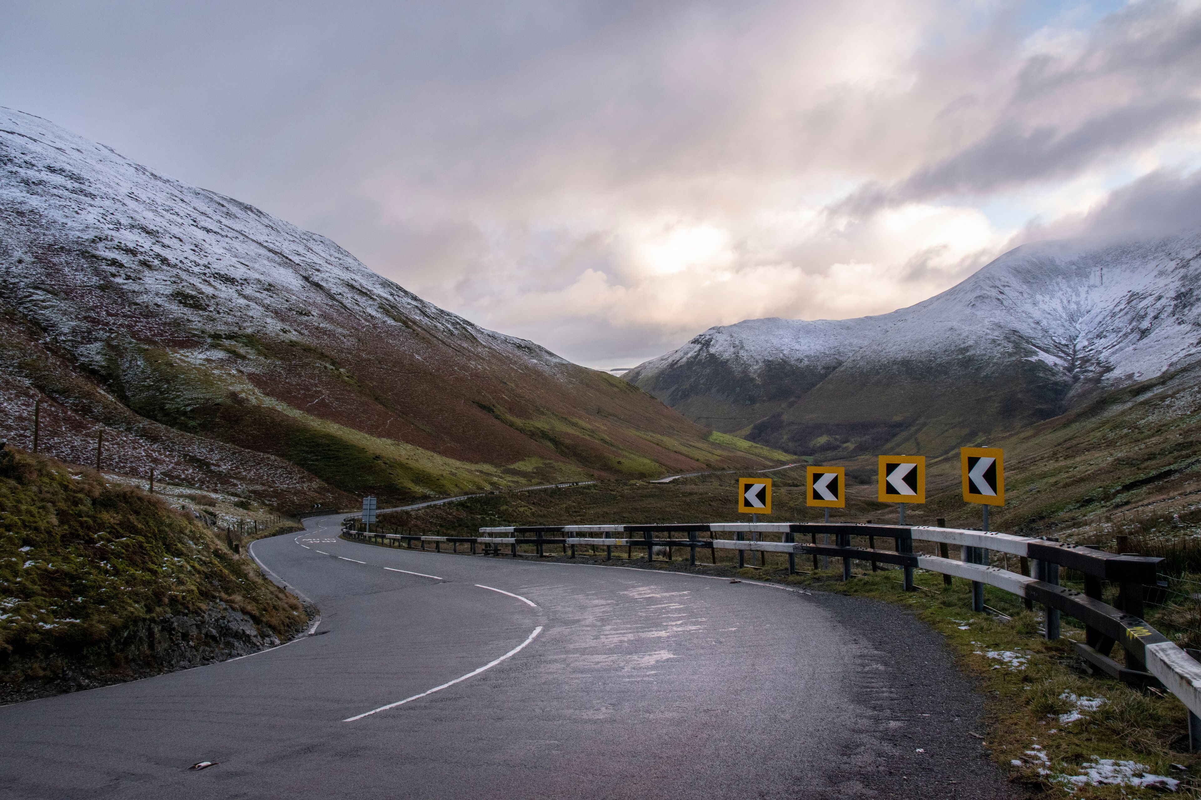 dangerous corners around the mountain road