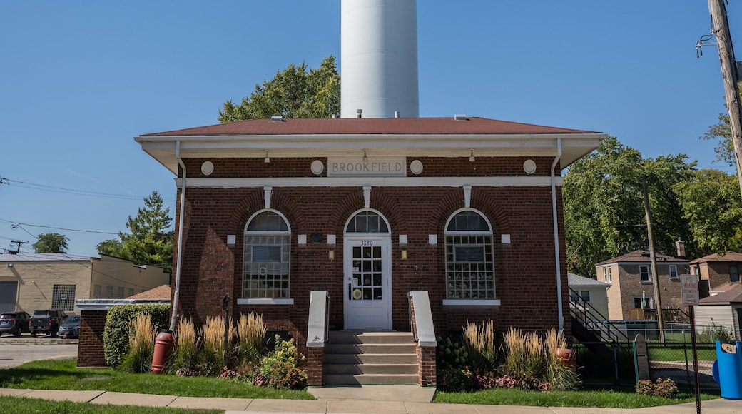 Brookfield, Illinois Water Tower