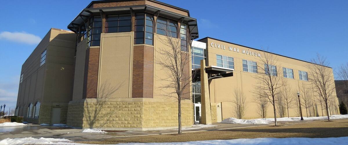 The architect for this building designed it in the shape of a fort.  This museum covers the 6 Midwestern States (Illinois, Indiana, Iowa, Michigan, Minnesota, and Wisconsin)  that contributed to the Civil War.