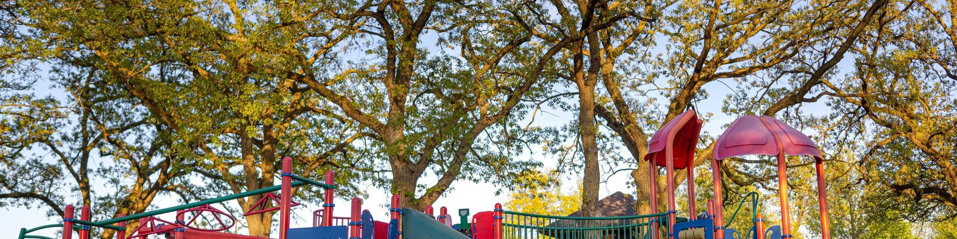 Minnesota Neighborhood Playground in Suburban Park, Children Play Space, Jungle Gym, Active Kids, Playground Safety