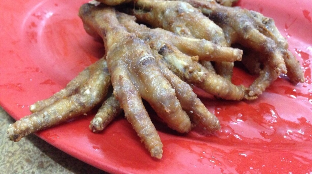 This shop is famous for its fried chicken feet. Have a try. The look might be a turn off but the taste is good.