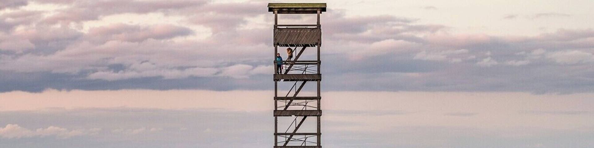 A cool watchctower at a big lake!
#BVStrove #võrtsjärv #estonia #watchtower #lake