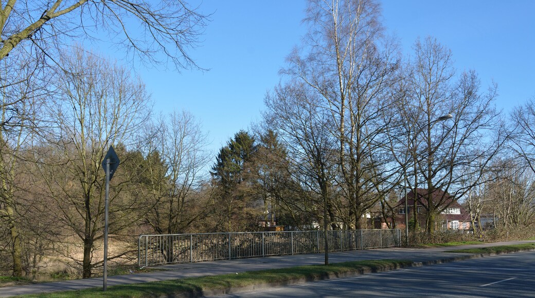 Impressionen der Störbrücke im Verlauf der Kreisstraße 18 in Neumünster.