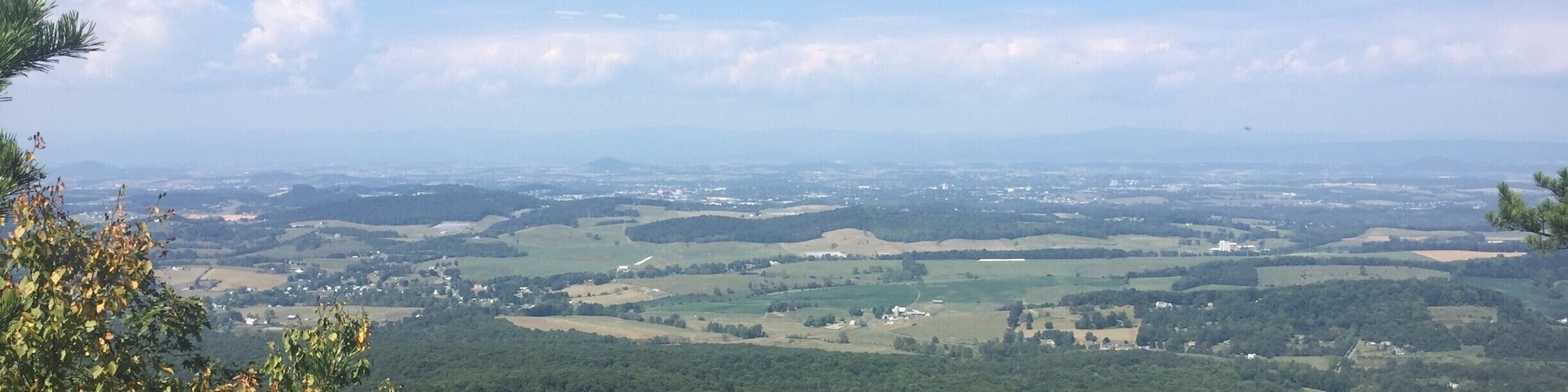 Beautiful hike in Massanutten. Definitely look up trail directions before going. Our path wasn't clear and we got lost frequently.