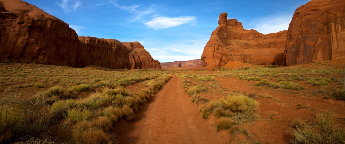 Utah which includes desert views