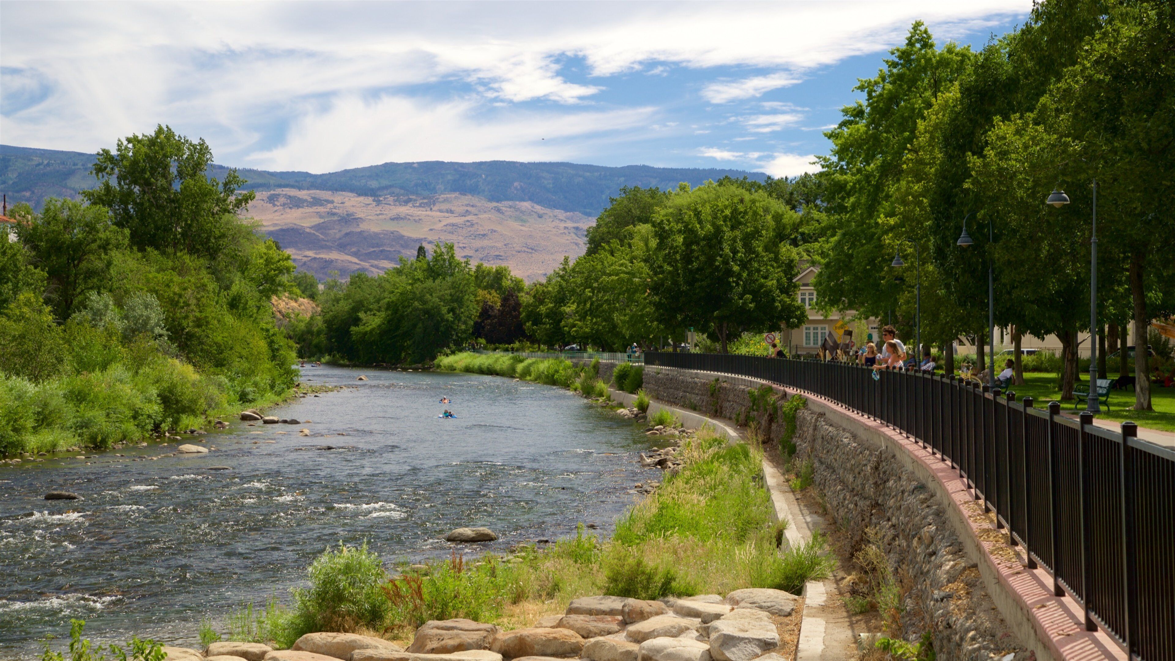 Feather River Scenic Byway featuring a river or creek