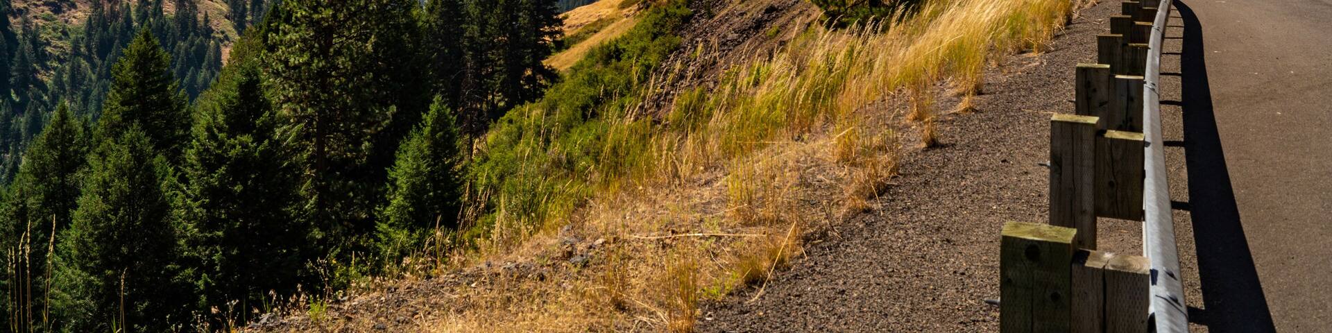Hell's Canyon Scenic Byway in northeastern Oregon in the Wallowa-Whitman National Forest