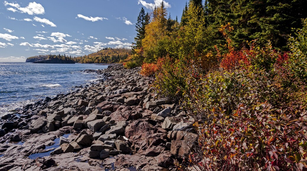 Minnesota North Shore Drive in Autumn: Lake Superior