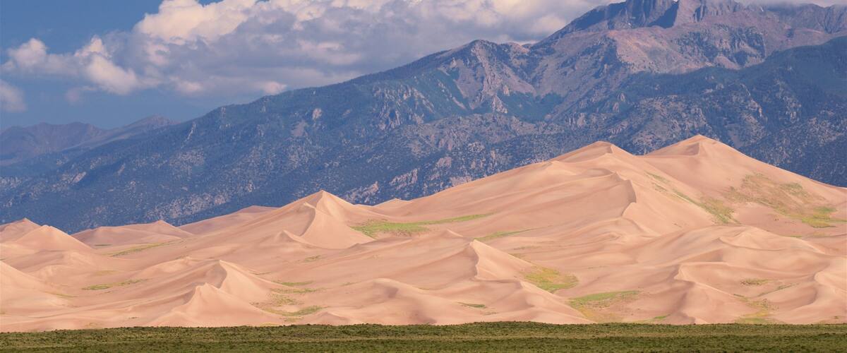 Los Caminos Antiguos featuring mountains and tranquil scenes