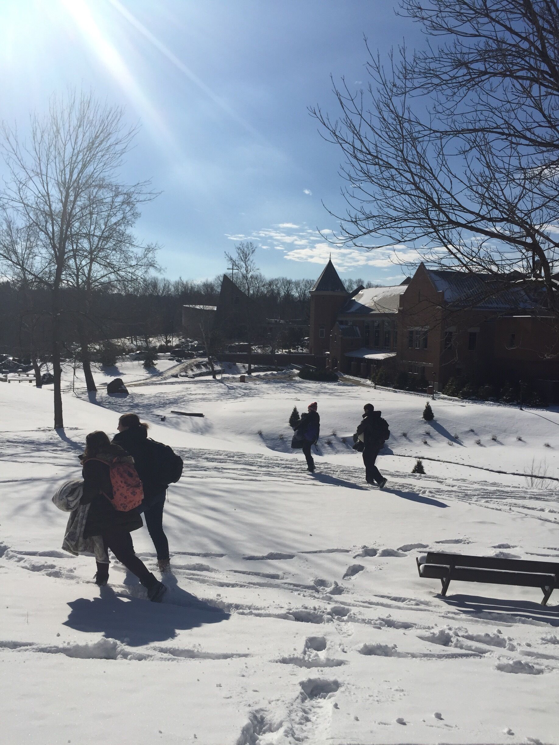 Such a beautiful snowy day here at school ❄️