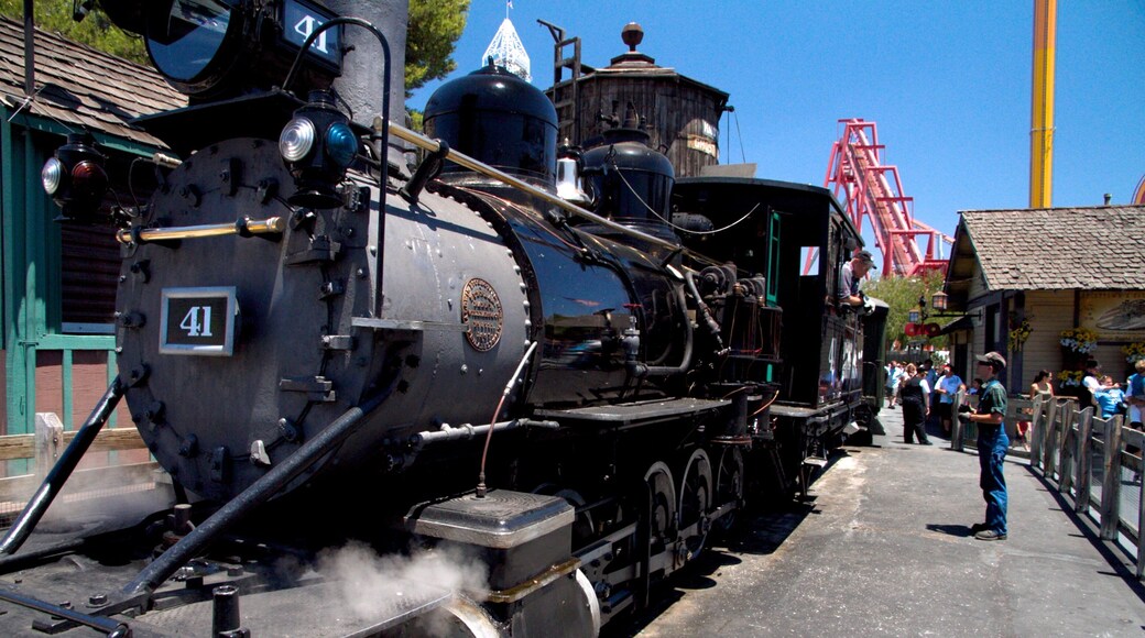 ナッツ ベリー ファーム どの含み アトラクション と 鉄道アイテム