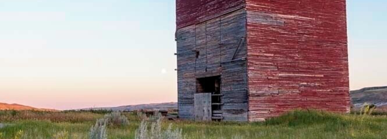 This is a photograph of an abandoned elevator in the ghost town of Dorothy. Southern Alberta is very beautiful and the badlands are truly spectacular. If you're passing through this part of the country do stop and take some photographs.