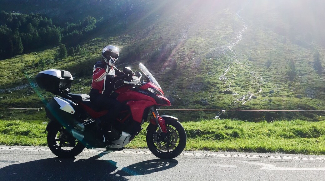 Sunset between the Alps