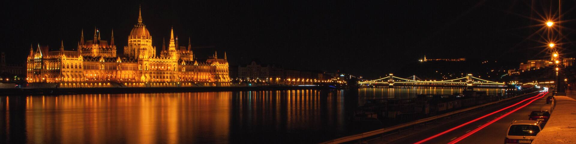 The opposite bank of Danube offers the best night time view of the magnificent Hungarian Parliament, with iconic Chain Bridge and Fisherman's Bastion in the backdrop!