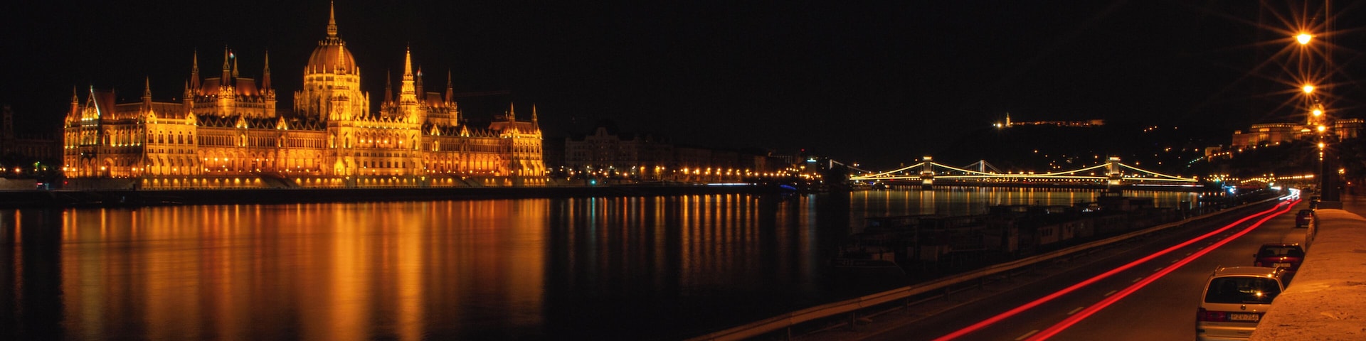 The opposite bank of Danube offers the best night time view of the magnificent Hungarian Parliament, with iconic Chain Bridge and Fisherman's Bastion in the backdrop!