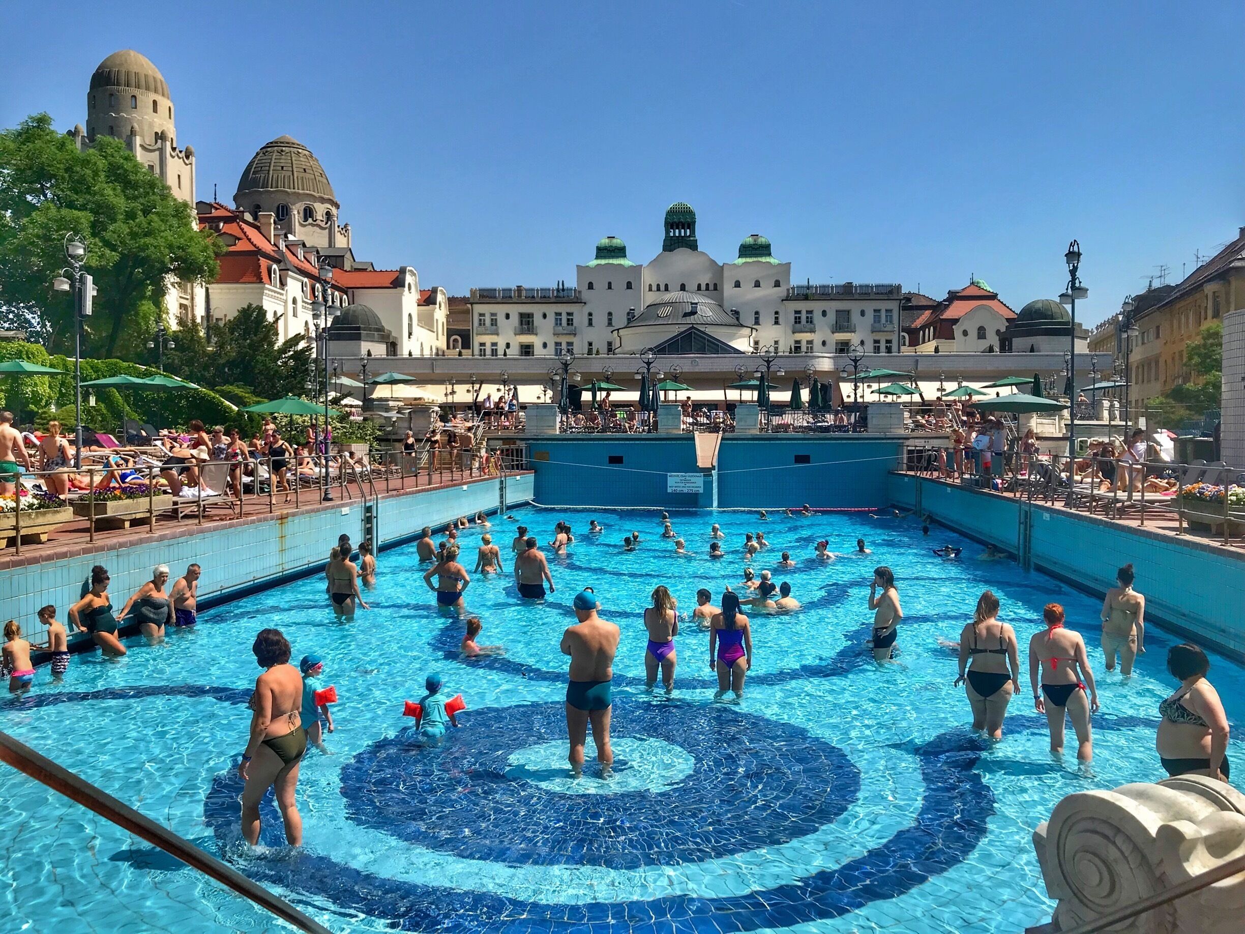 Outdoor pool in the Gellert Thremal spa and bath. The outdoor pool turns into a wave pool every hour! 