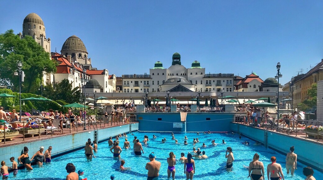 Outdoor pool in the Gellert Thremal spa and bath. The outdoor pool turns into a wave pool every hour!
