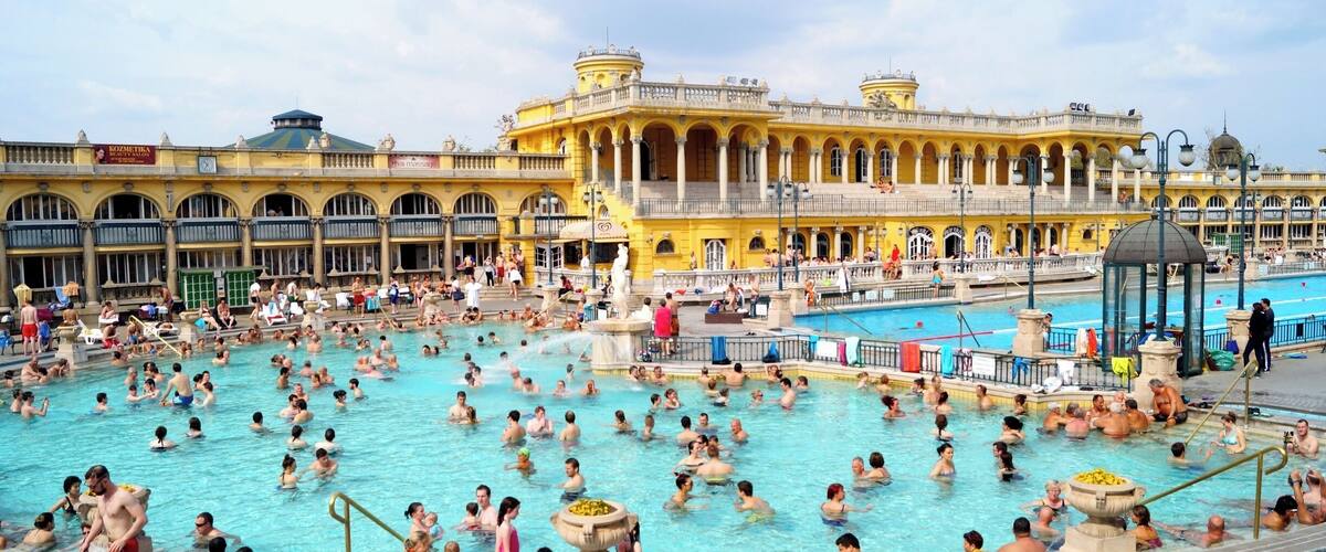 Budapest is also called the "City of Baths". Széchenyi is one of the many thermal baths in Budapest. The outdoor pool has 38°C even in the winter. There are also plenty of indoor pools to check out!