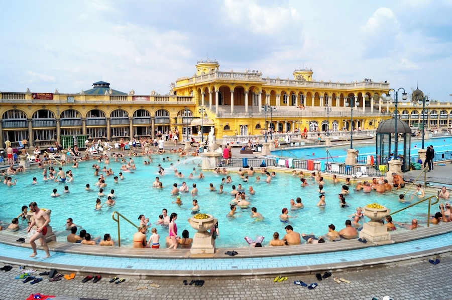 Budapest is also called the "City of Baths". Széchenyi is one of the many thermal baths in Budapest. The outdoor pool has 38°C even in the winter. There are also plenty of indoor pools to check out!