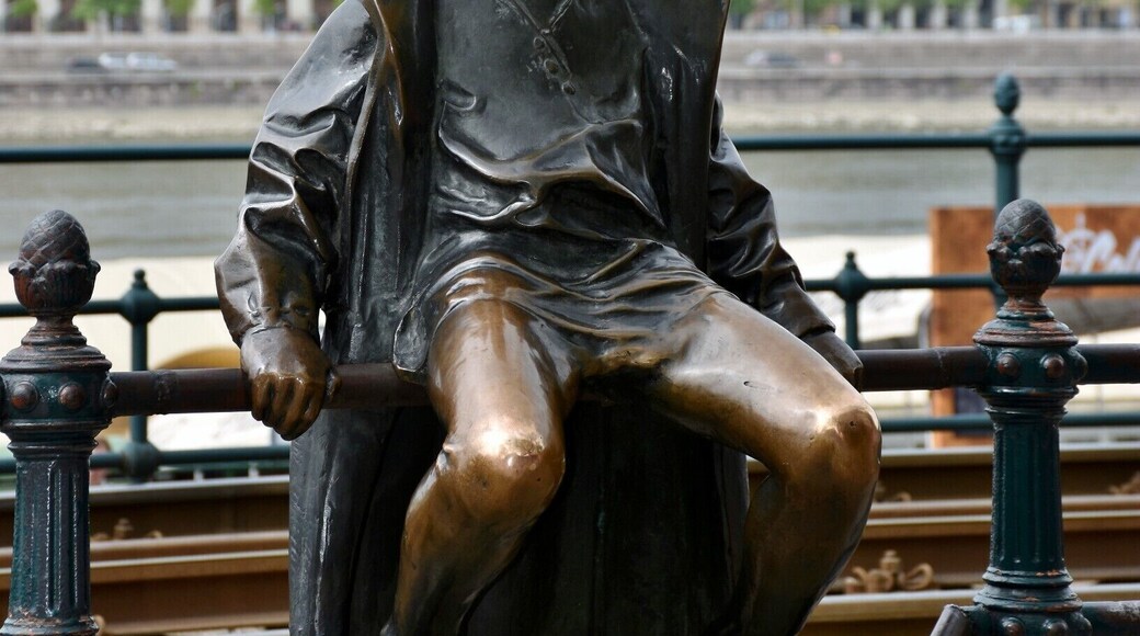 Sitting casually on the railings next to a tram stop along the Danube, this statue of a young princess was designed by sculptor Lászlo Marton.