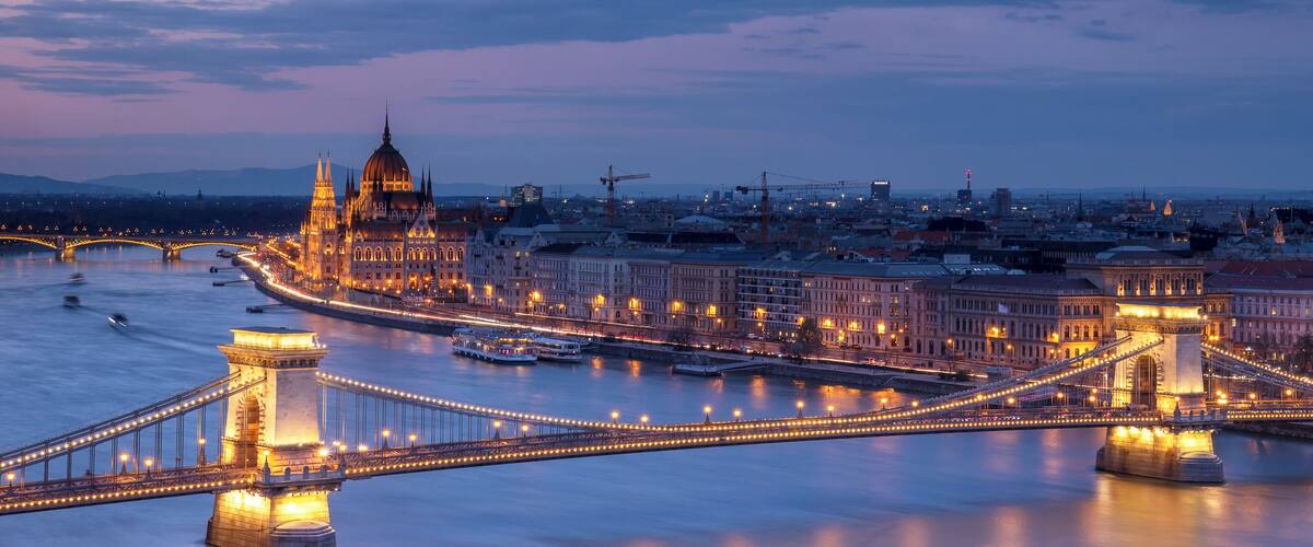Just entering the blue hour overlooking the Danube