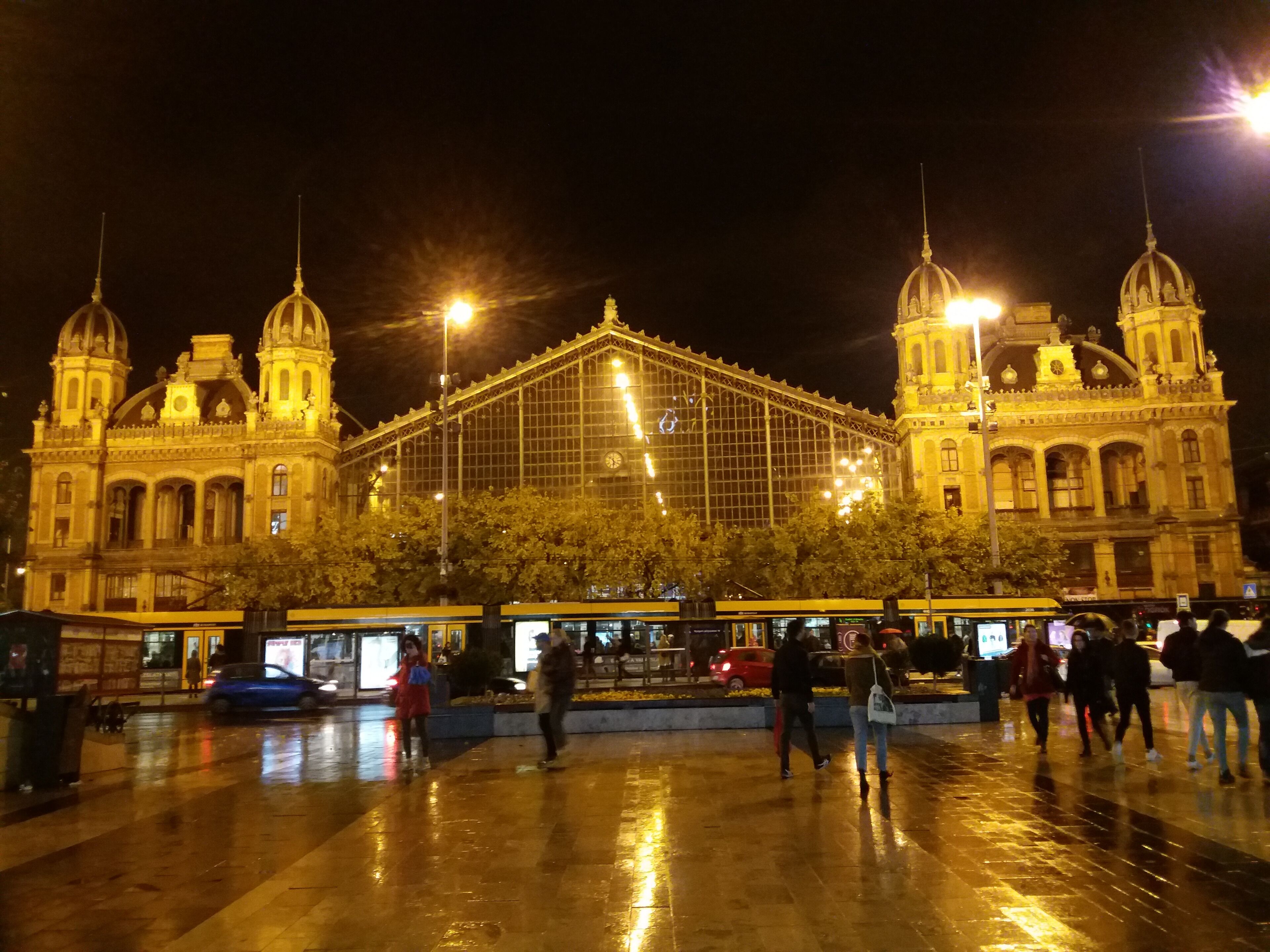 Famous Nyugati station dates from the end of 19th century
#Trovember