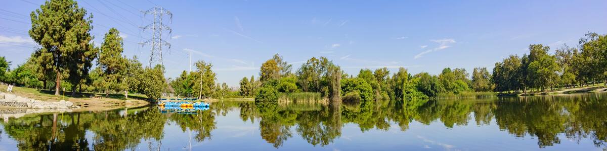 Beautiful reflection at Whittier Narrows Recreation