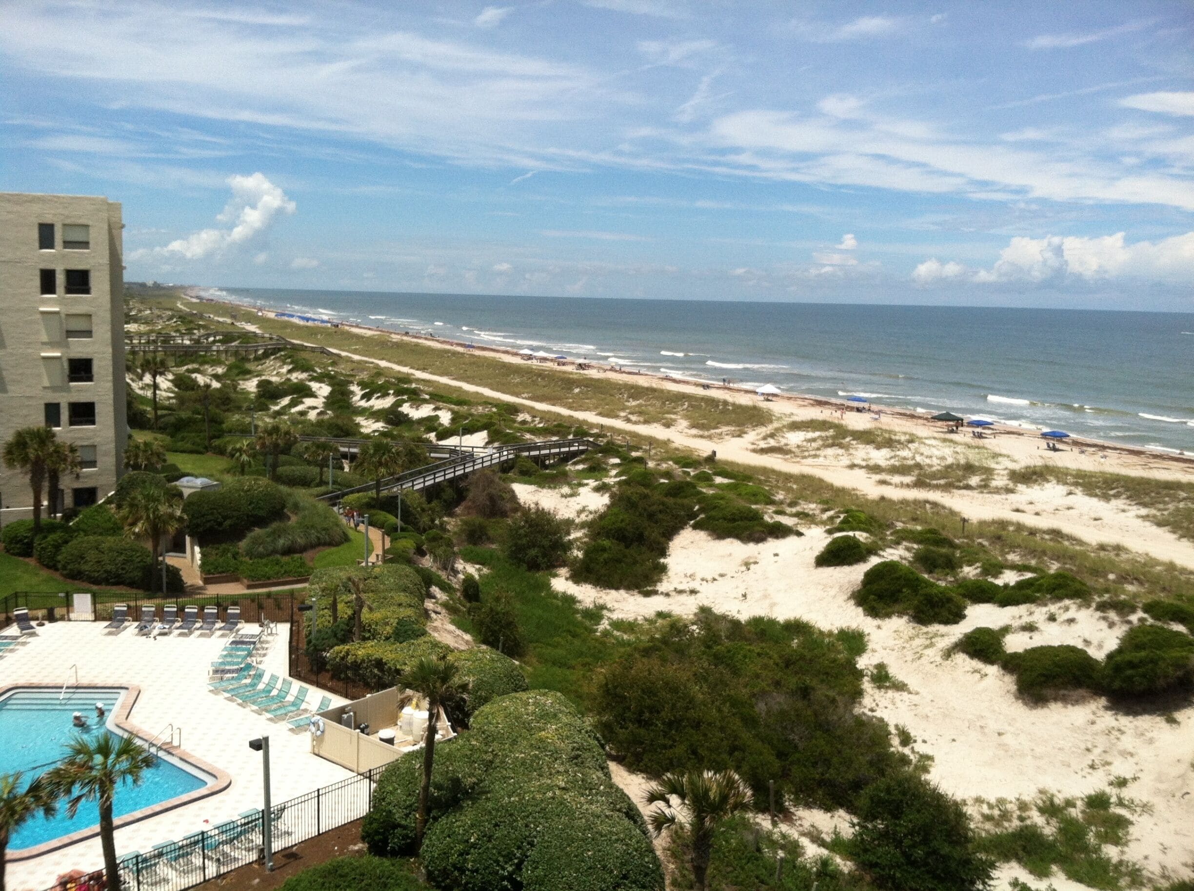 Amelia Island is one of my favorite places in the world.  I love the beach there and the town is a quaint, fun place to hang out.