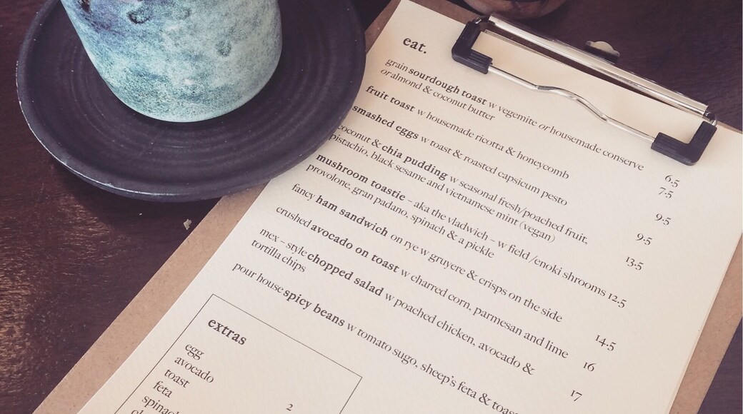 Enjoyed loads of coffee tasters at Queen Pour House. Kenyan, Ethiopian and honey tasters! But there were so many more brews to choose from!