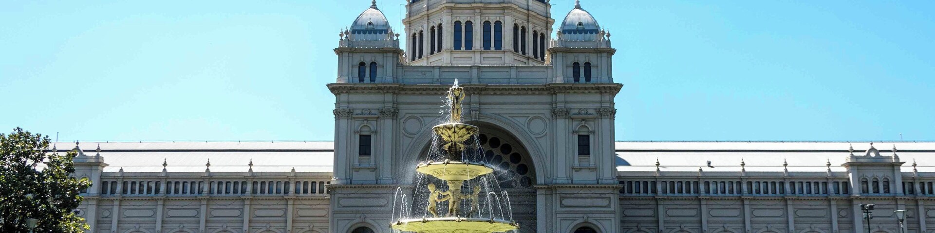 Royal Exhibition Building with the Carlton Gardens in Melbourne was designed for great exhibitions of 1880 and 1888. Listed among UNESCO World Heritage Sites since 2004.