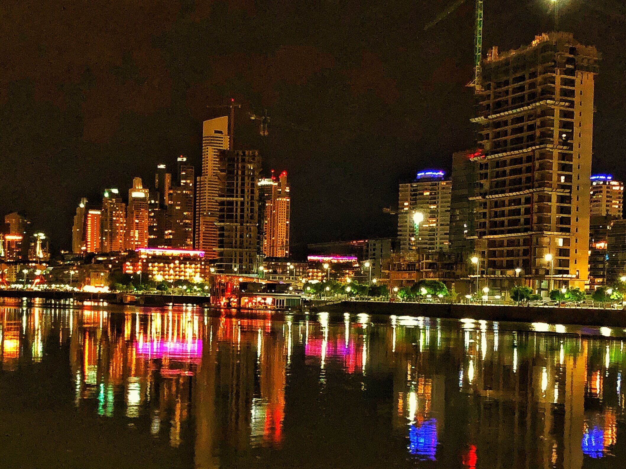 Walking to dinner In Puerto Madero Icaptured this nighttime view of Rio de la Plata 
#river photo challenge 