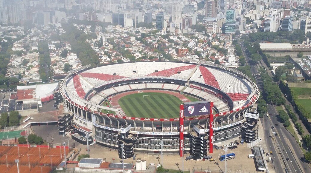 Almost 15 rounds, the plane could not land because of the fog...nice view at least!