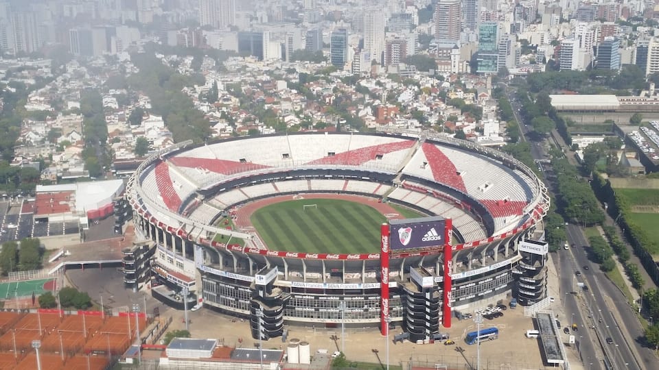 Almost 15 rounds, the plane could not land because of the fog...nice view at least!