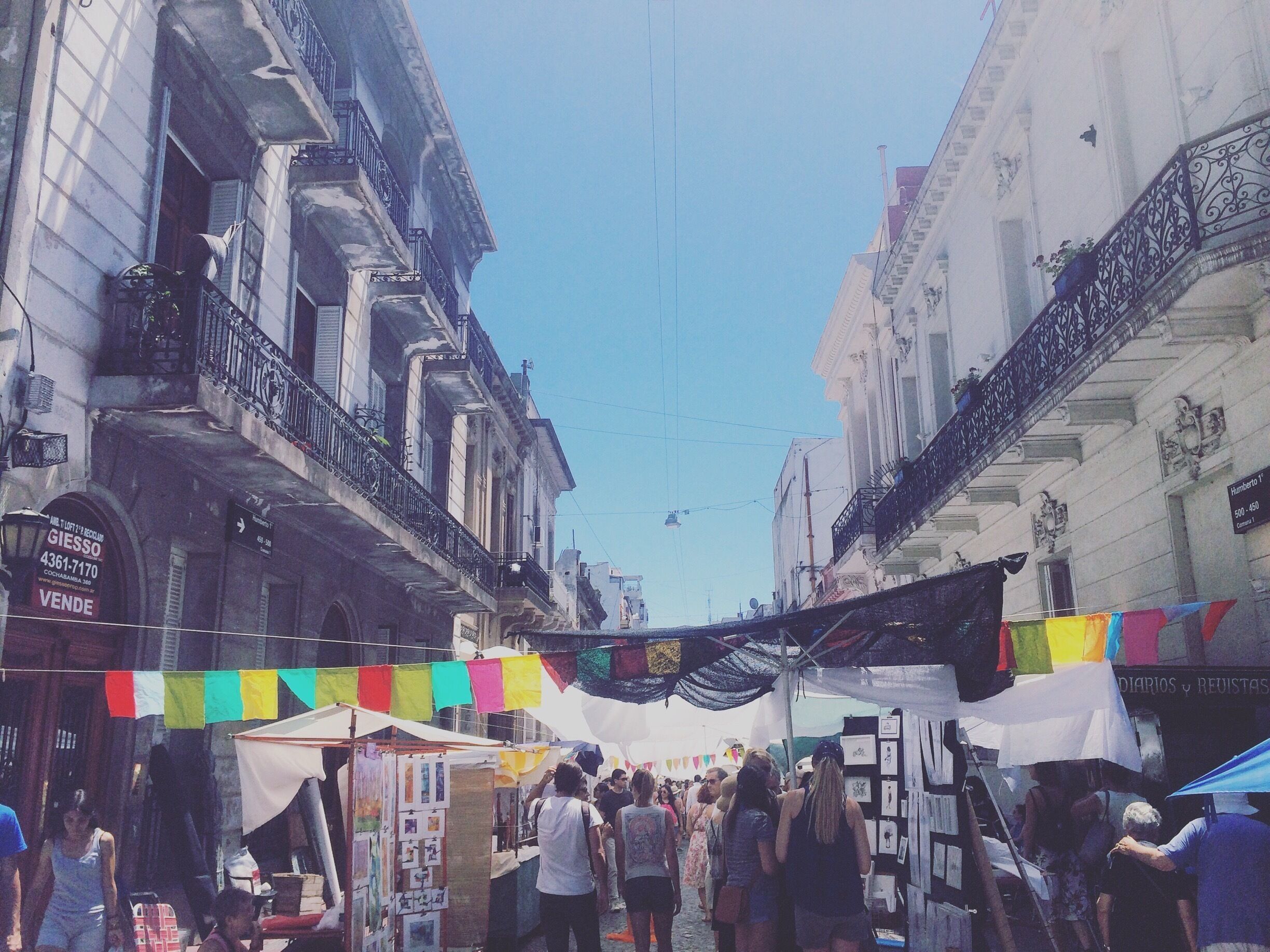 Sunday's are the best days to visit Plaza Dorrego for the famous feria de San Telmo