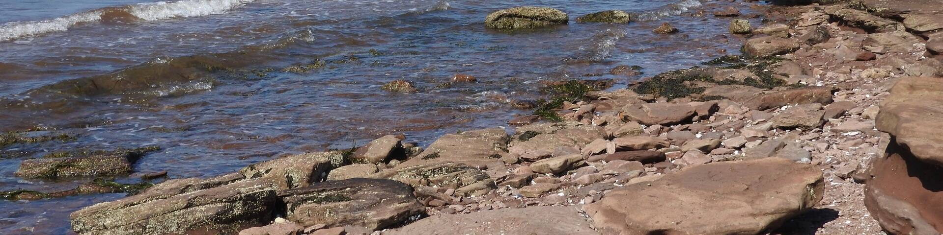 Rocky beach.
#BeachTips
#LikeALocal