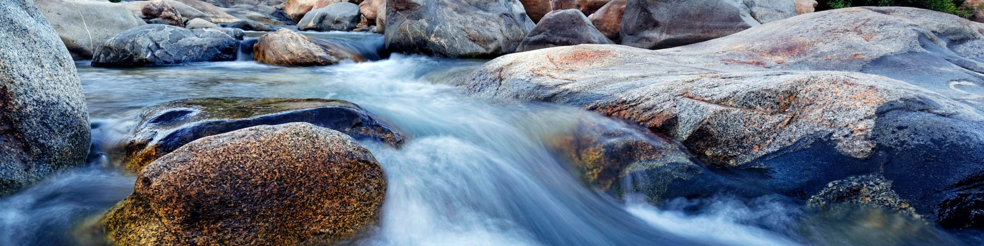 Rapids of the Kaweah River at the Gateway Lodge, Sequoia National Park, California, United States, North America