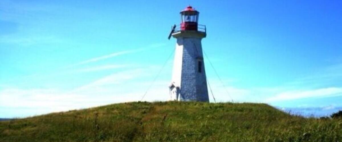 Le phare de l'Ile Brion 
#blue