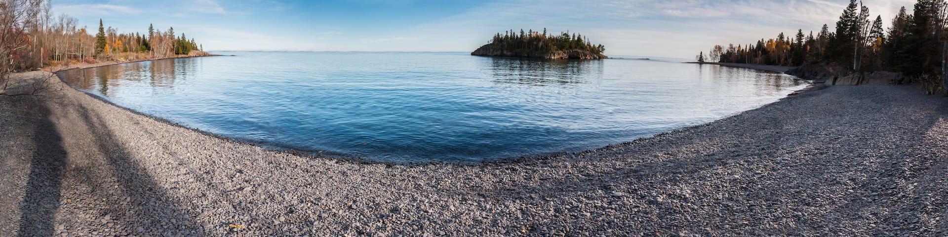 Pebble Beach and Ellingson Island on Lake Superior, Split Rock Lighthouse State Park,Two Harbors, Minnisota, USA