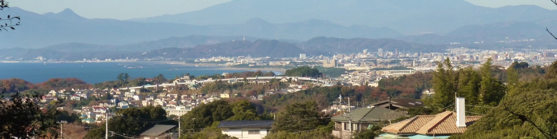 鎌倉山から見た富士山(神奈川県鎌倉市)