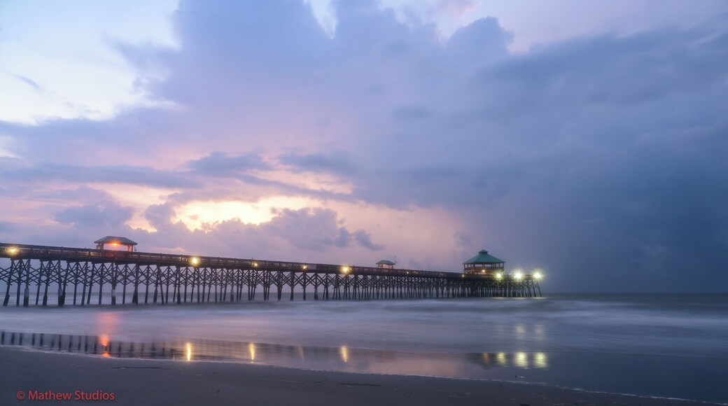 Yet another sunrise pic amidst the early mornings.