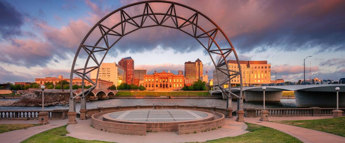 Des Moines, Iowa, USA. Cityscape image of Des Moines skyline, Iowa, USA at summer sunrise.
