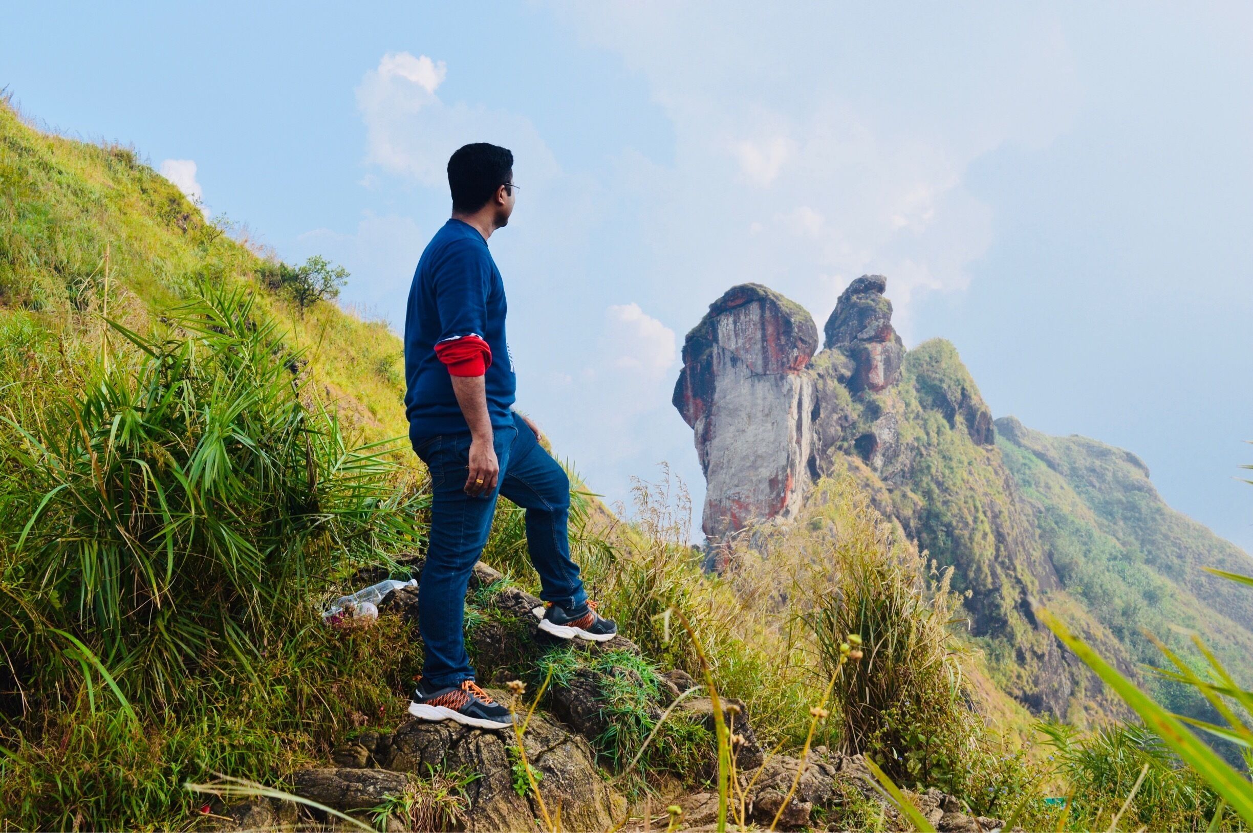 Illikal Kallu is a major tourist attraction spot in (Moonnilavu Village),Kottayam district of Kerala (India). Situated about 4000 feet above sea level, it is also one of the highest peak in the Western ghats. Illikal Kallu is a rock situated above Illikal Mala. The thing that makes this rock unique is that half of the rock has fallen off, and only the other half remains. The nearest city is Teekoy.


Awesome #cool#trekking #adventure#TakeAhike ❄️🌧🌧🏔⛰😎