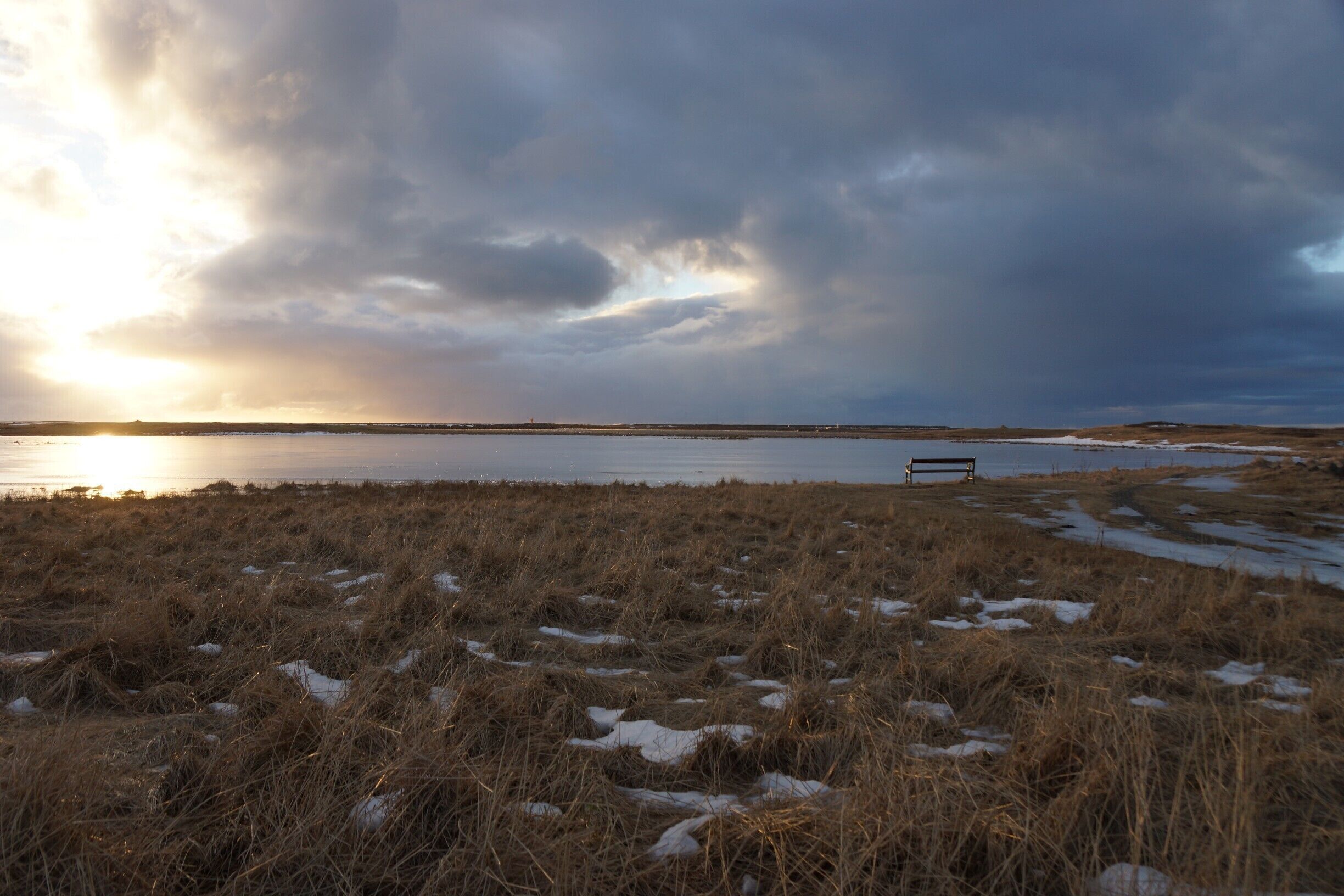 I think I may need to go back here in the summer to sit on this bench and have a picnic.