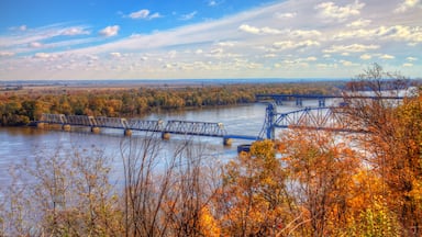Wabash Bridge Across the Mississippi River Along the Great River Road