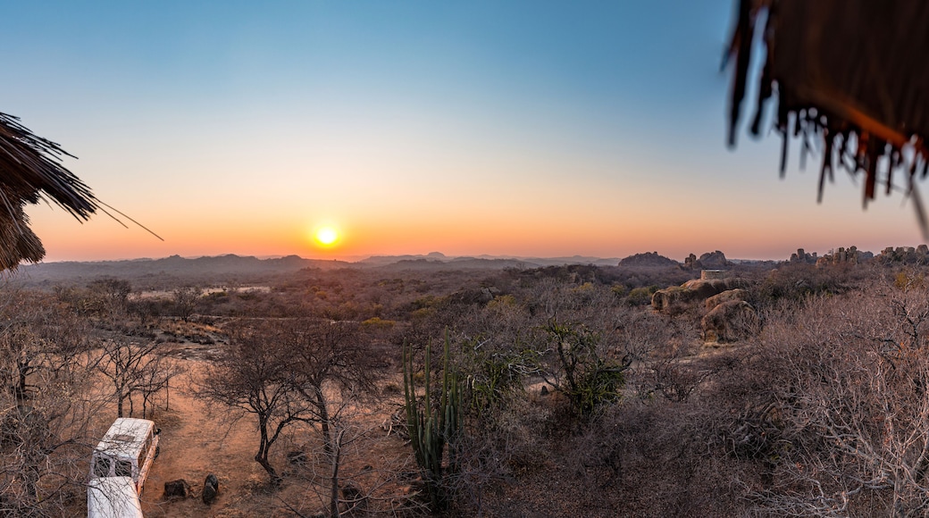 Sunrise in Matopos National Park (southern Zimbabwe)