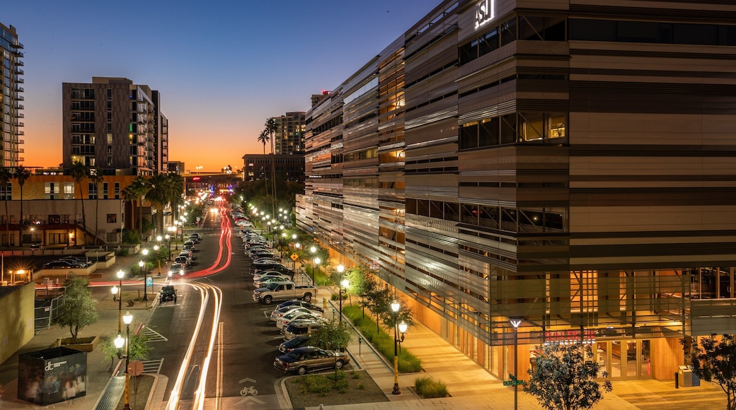 Tempe showing night scenes and a city