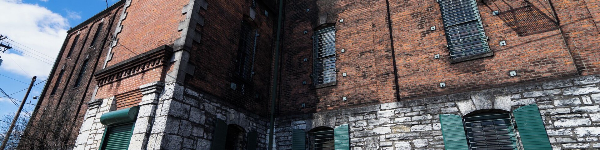 One of the rick houses at Buffalo Trace distillery. A very nice tour is available, with a tasting of 6 of their products at the end.