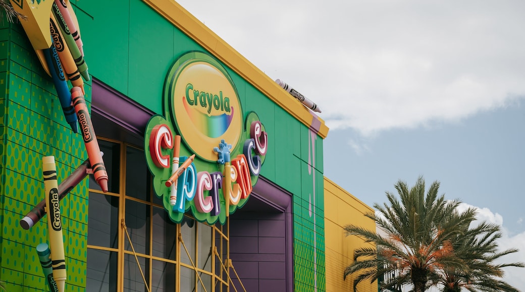 Crayola Experience which includes signage